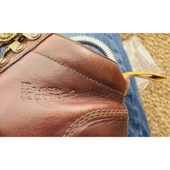 Vtg Y2K Yellow Stitch Dr. Martens Brn UK 4 US 6-6.5 Chunky Lug Sole Boot England - Picture 6 of 12